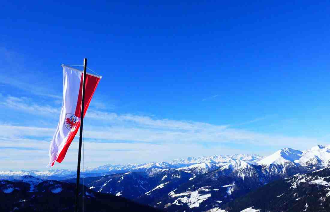Tiroler Fahne Gebirge